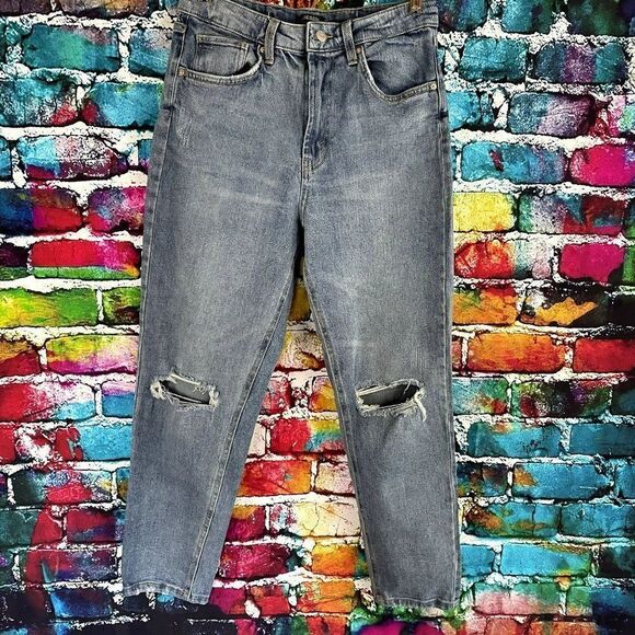 Wild Fable Highest Rise Mom Jean Distressed Wash Denim Size 8 - Picture 1 of 9